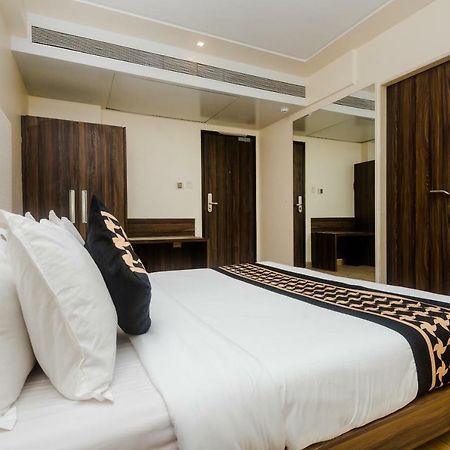 Mumbai House Hotel Juhu Экстерьер фото
